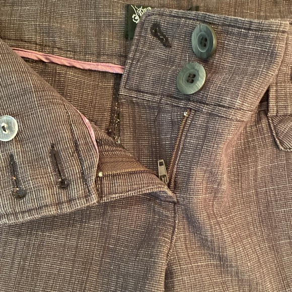 Chaco - Bermuda dress shorts. Size 5 - Picture 4 of 10